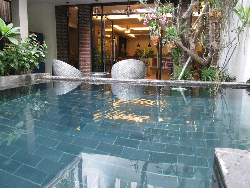 Double Leaf Boutique Hotel Phnom Penh Dış mekan fotoğraf